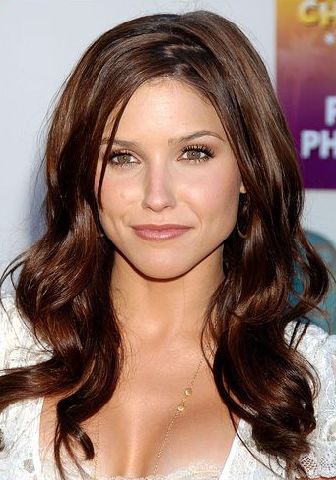 brunette-hair-color. First, for those who don't know, she has hot golden
